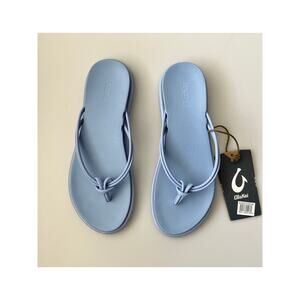 NWT OluKai Womens Sz 6 AKA Flip Flop Cushioned Sandals in Cloud Blue Beach